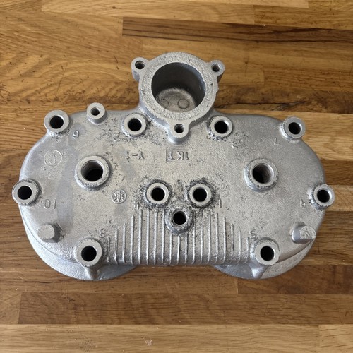 Yamaha 1kt cylinder head - yamaha,