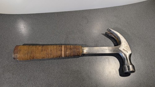 Vintage estwing claw hammer - claw,