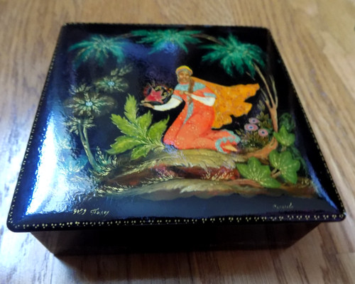 Palekh large russian - large,