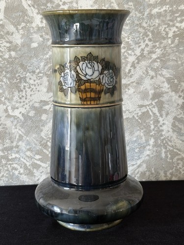 Large royal doulton lambeth - large,
