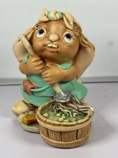 Pendelfin Moppit Collectible Bunny Green Figurine, 1996 Signed JWH