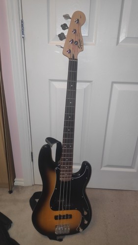 Squire stratocaster sunburst - squire,