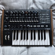 Arturia Minibrute 2 Analog