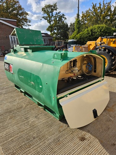 1595 vat western abbi - £1595+vat,,