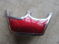 AUSTIN PRINCESS BONNET BADGE