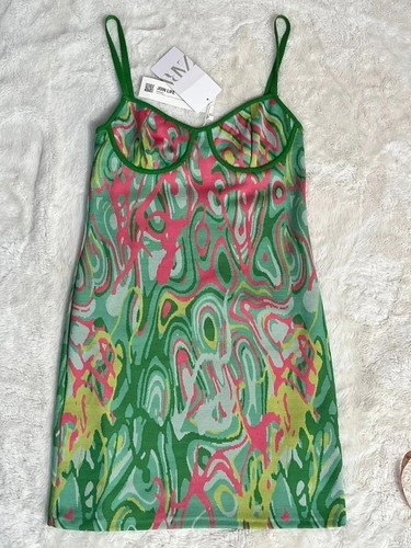 Zara bnwt green pink - bnwt, abstract