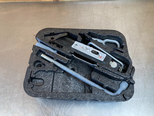 Mini cooper tool kit - , jack