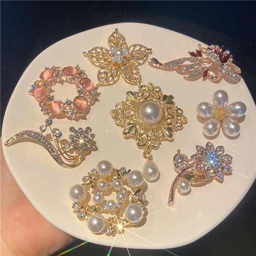 Brooch crystal gold flower - brooch,