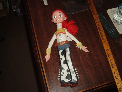 Disney jessie doll pixar toy - disney,