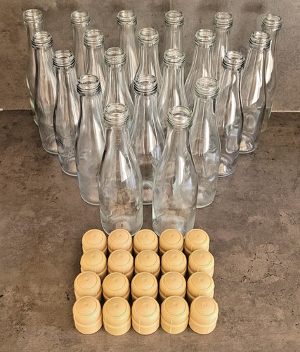 20x empty small clear wine - empty,