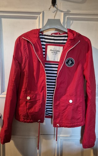 Gorgeous abercrombie fitch - &,