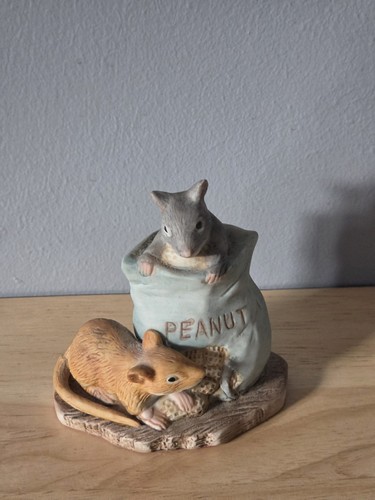 Vintage mice with peanut - vintage, sack