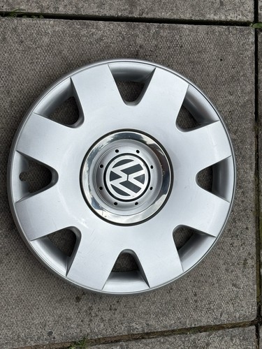 Volkswagen beetle wheel - volkswagen,