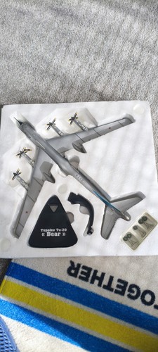 Atlas editions military - editions,