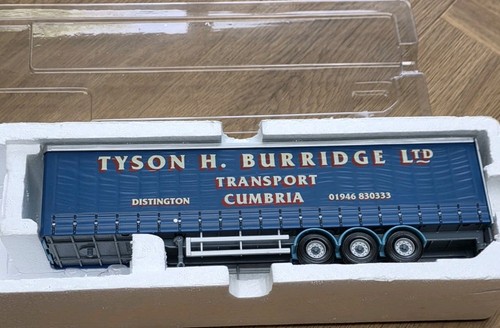 Corgi tri axle curtainside - corgi,