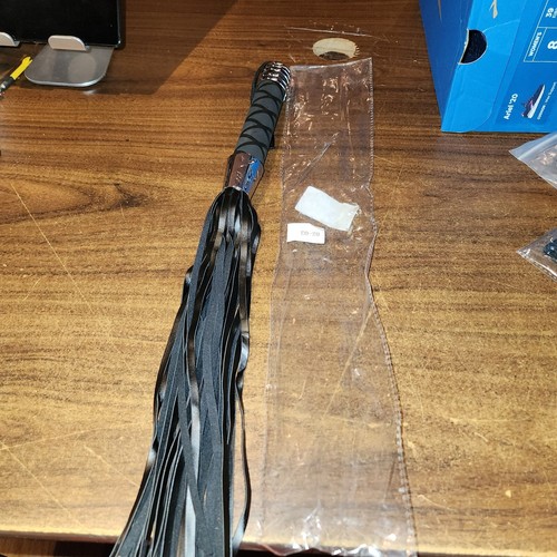 Leather flogger cat nine - leather,