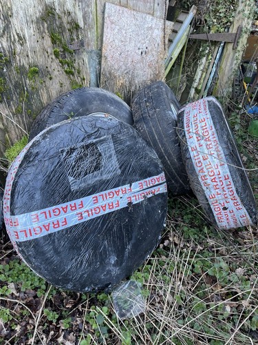 Job lot tyres 225 - job, r16