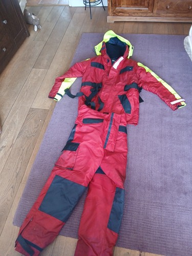 Baleno floatation suit - baleno, size