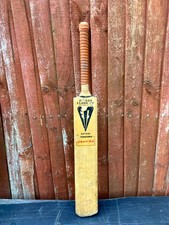 1990s Duncan Fearnley Graeme Hick International Cricket Bat