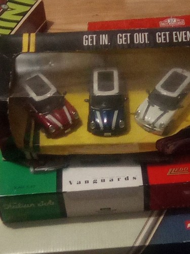 Corgi cars new italian job - corgi,