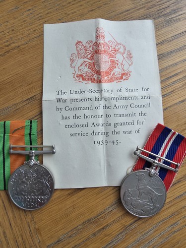 Ww2 british medal - medal, pair