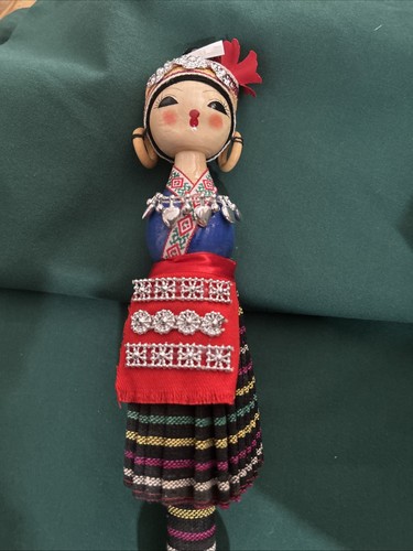 Vintage handcrafted wooden - a,