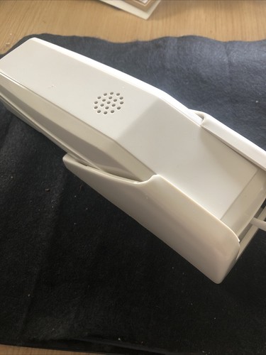 Vintage white - b,