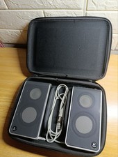 Logitech V20 USB Powered Notebook Laptop Speakers S-0155A with Zippered Case