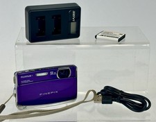 Fujifilm Finepix Z90 12.2MP digital Camera In Purple 4GB SD 2 Batteries Charger