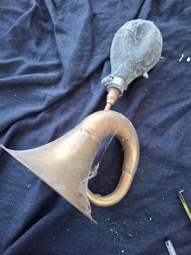 Vintage single twist brass - , car