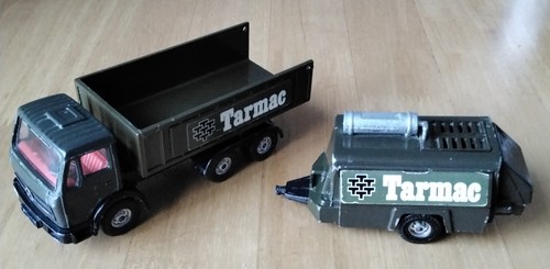 Corgi mercedes tipper - corgi, truck