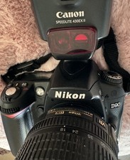 Nikon D D90 12.3MP Digital SLR