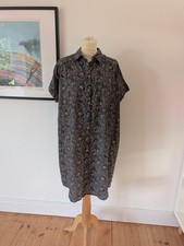 SESSUN  Green Floral Block