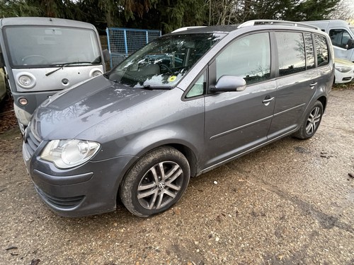 Breaking 2008 volkswagen - breaking,