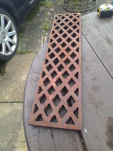 Victorian cast iron - cast,