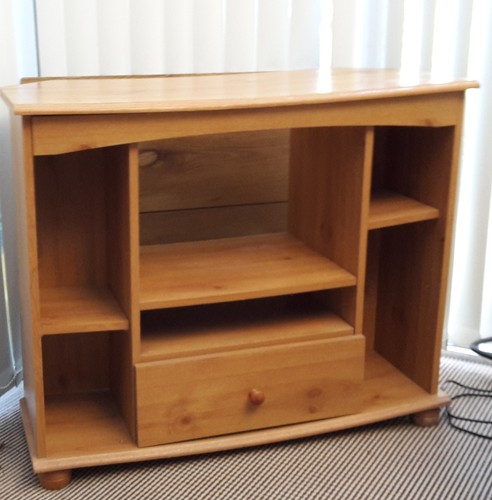 Wooden pine effect - corner, tv