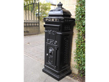 Vintage Victorian Style Wall Mounted Outdoor Letter Mail Post Box Lockable