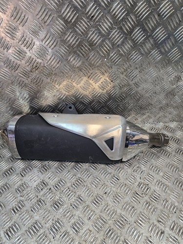 Suzuki gsr750 exhaust - suzuki,