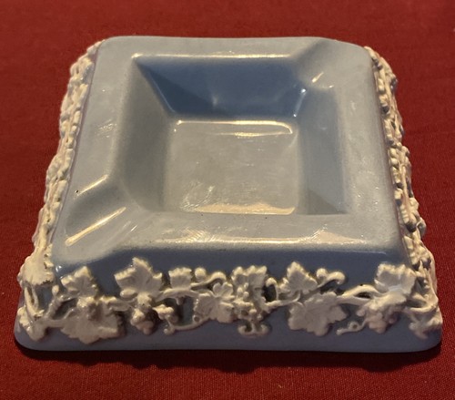 Small vintage wedgwood - vintage, of