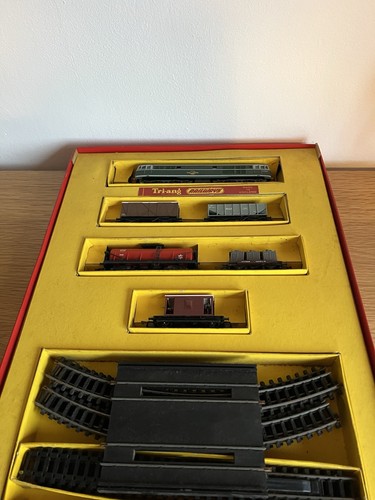Triang train set 1960s - train,