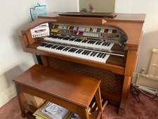 Lowrey Symphonic Orchestral Theatre Console organ. Magic Genie, 4 Amplifiers