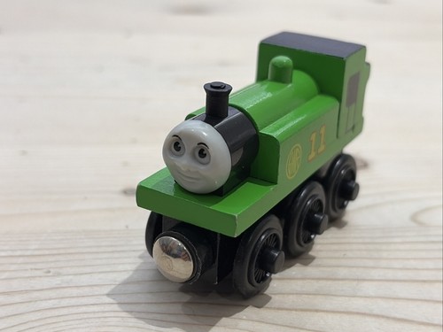 Thomas wooden railway oliver - thomas,