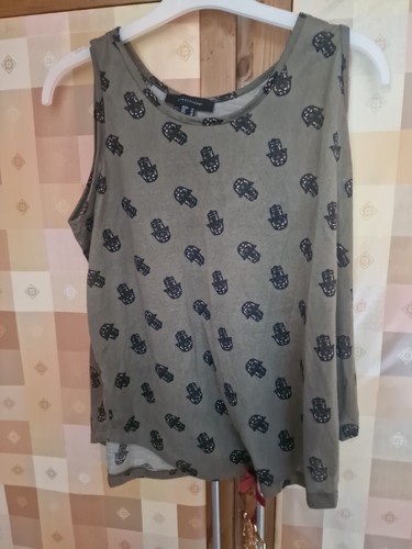 Khaki green hamsa - khaki, patterned