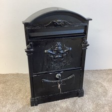 Black Metal Tin Wall Mounted