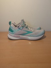 Brooks Levitate 4 Trainers