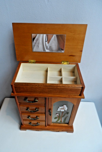 Vintage wooden jewelry - vintage,