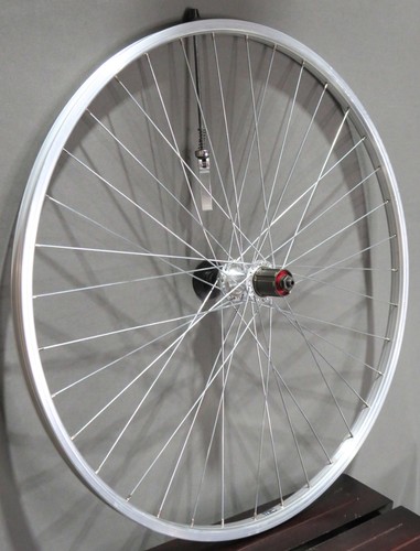 Raleigh 700c rear wheel - 700c,