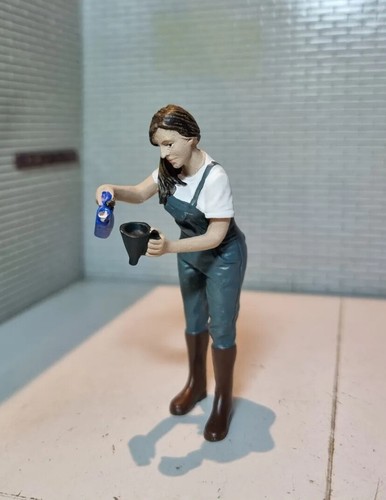Figure female mechanic girl - mechanic,