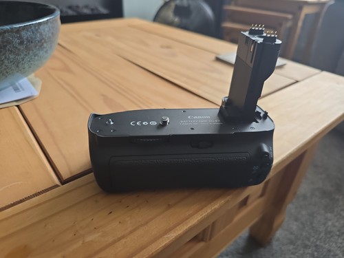 Canon eos mark - eos, i