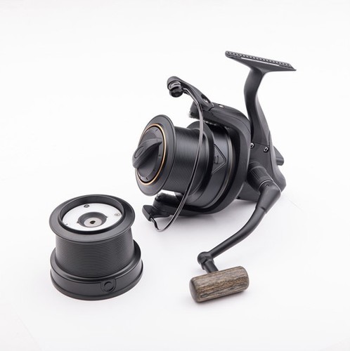 Wychwood carp riot - carp, reel
